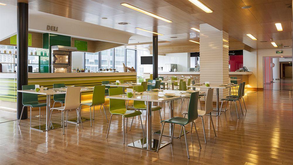Tangram Hotel Пекин Екстериор снимка