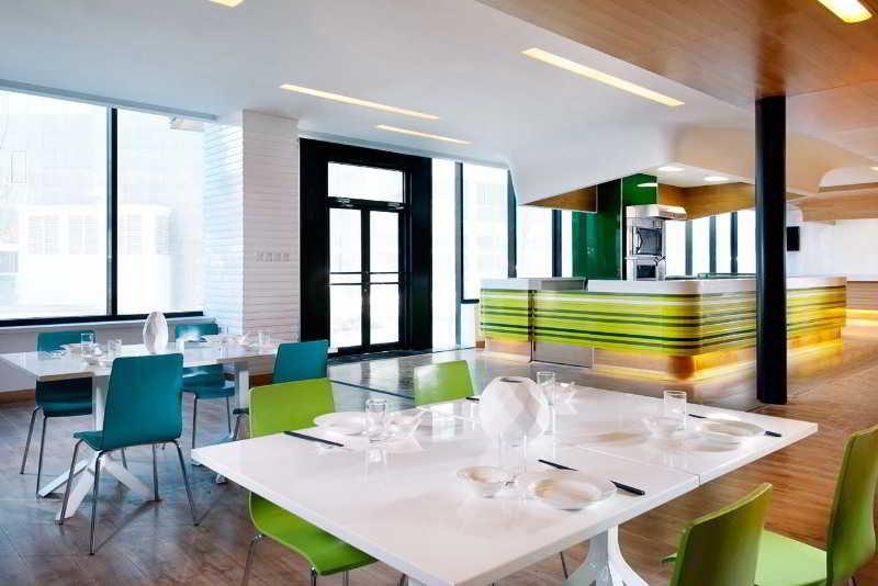 Tangram Hotel Пекин Екстериор снимка